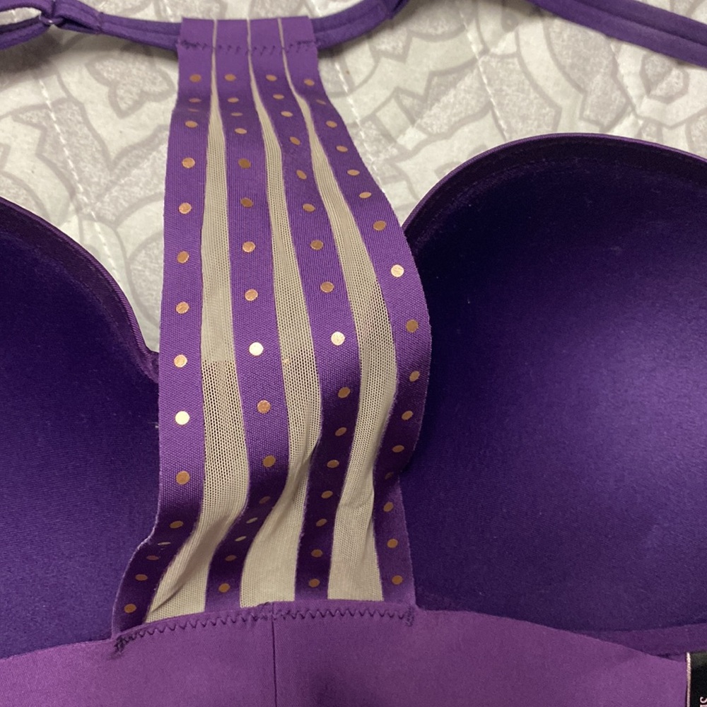 Victoria Secret - Pull Up Bra - Picture 6 of 7